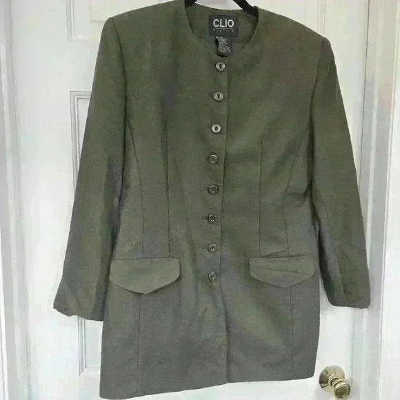 Clio Olivegreen Elegant Suit,Size 12 - Picture 3 of 5